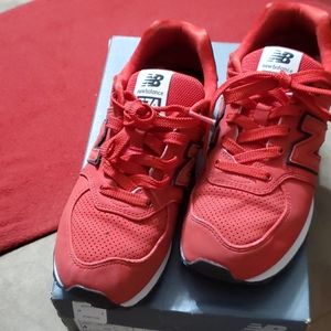Red (been worn a few times)